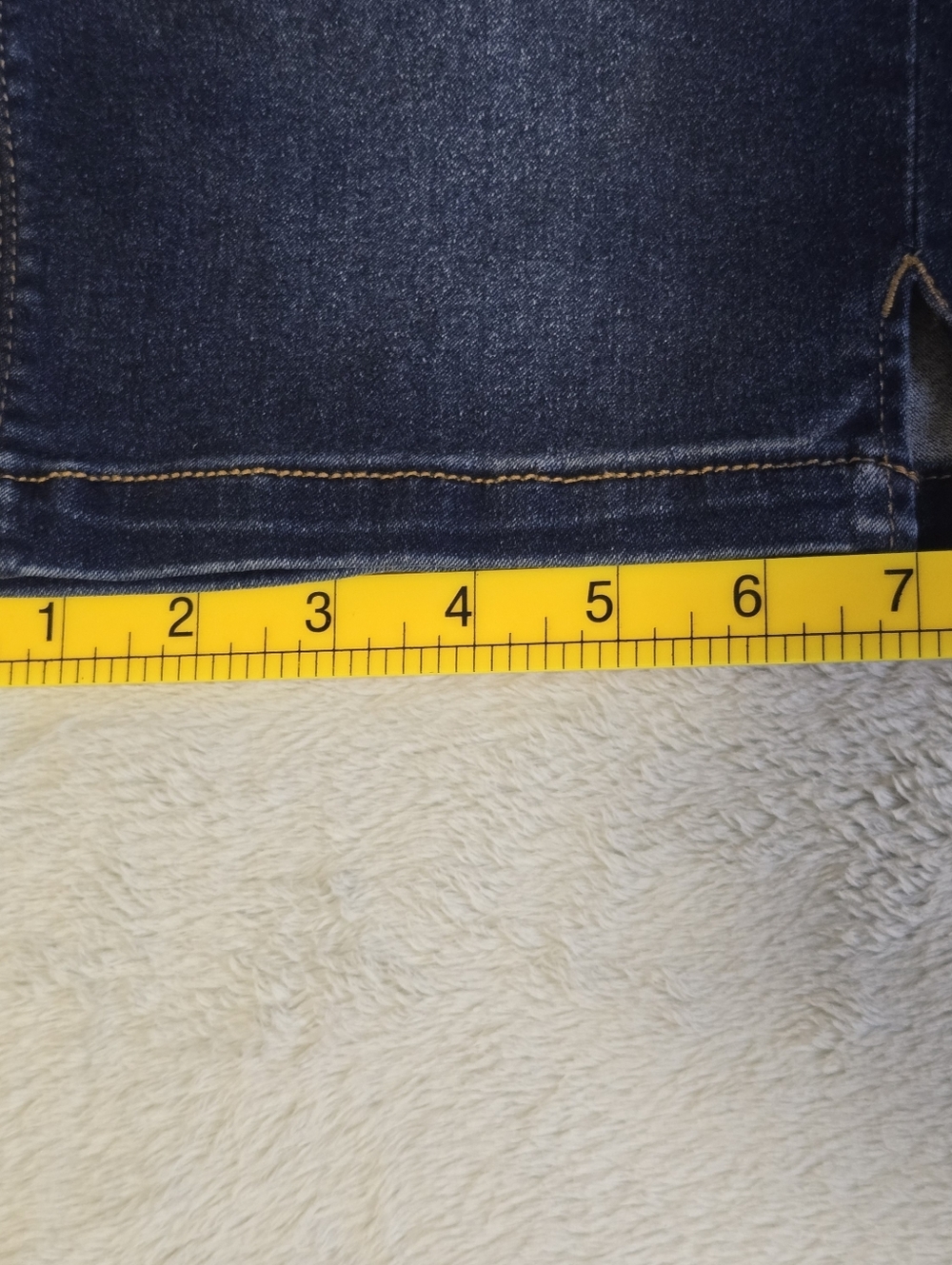 Curve Appeal Bermuda Shorts, High-Rise, Dark Wash, 5-Pocket Design-Size 4/27 - Picture 10 of 13